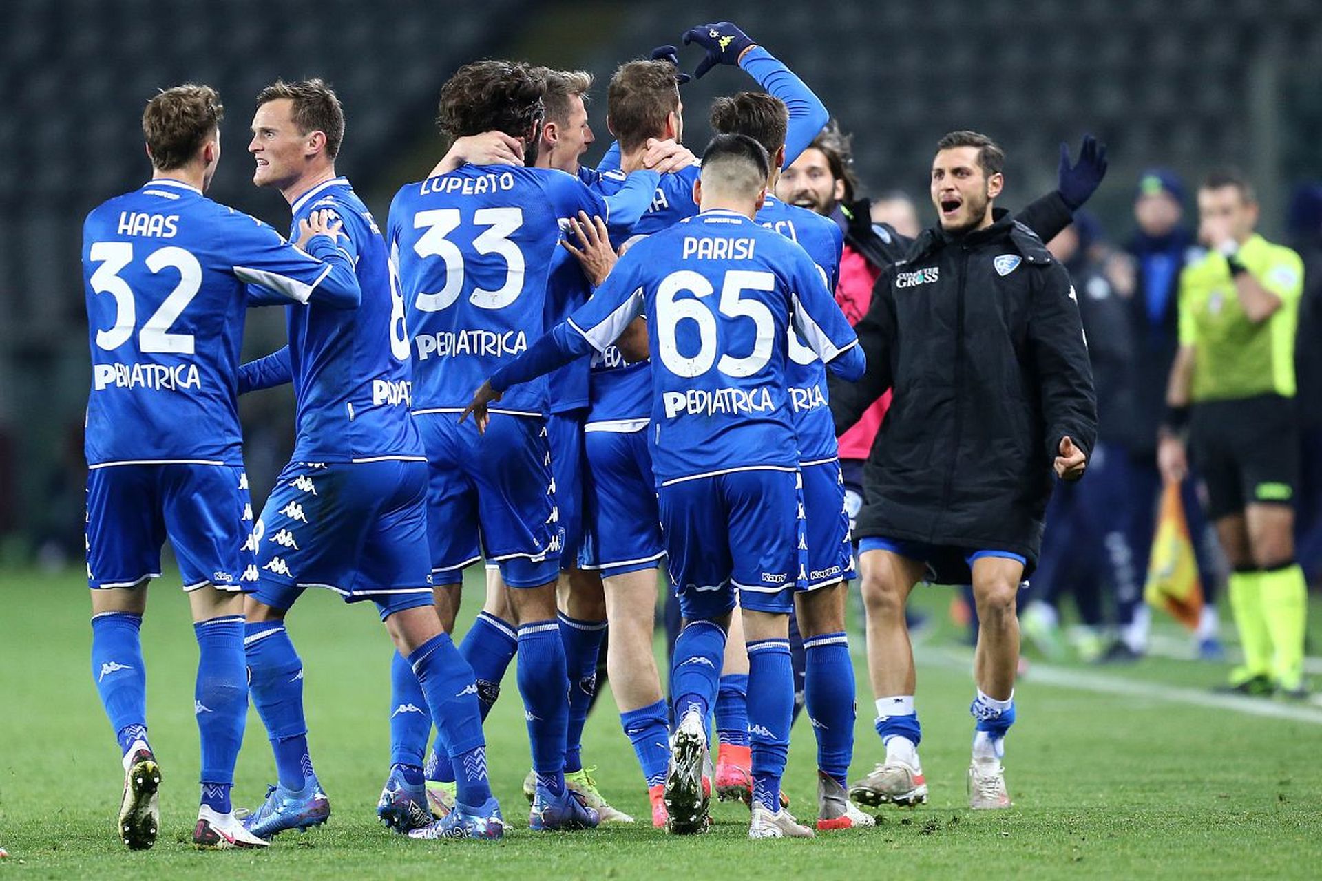 将是骆建佑 将是骆建佑