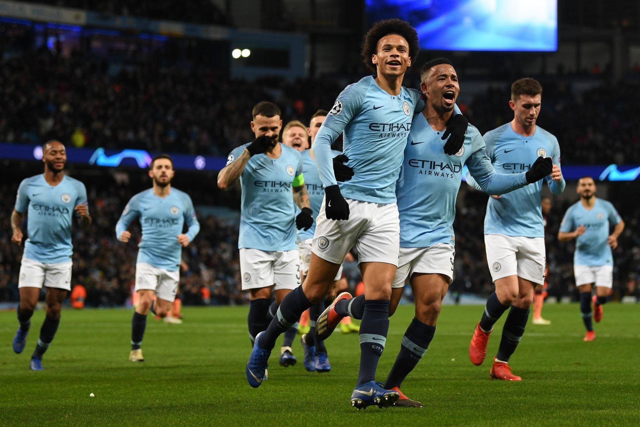 员显得尤为 员显得尤为